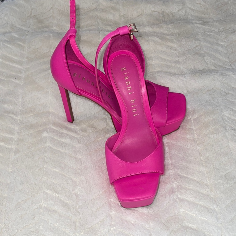 Gianni bini fusha heels